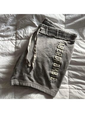 grey abercrombie y2k shorts